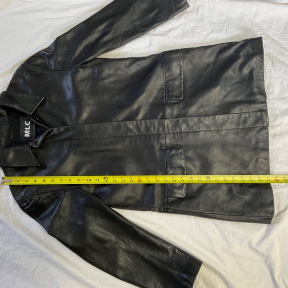 Classic Black Leather Jacket - Picture 4 of 10